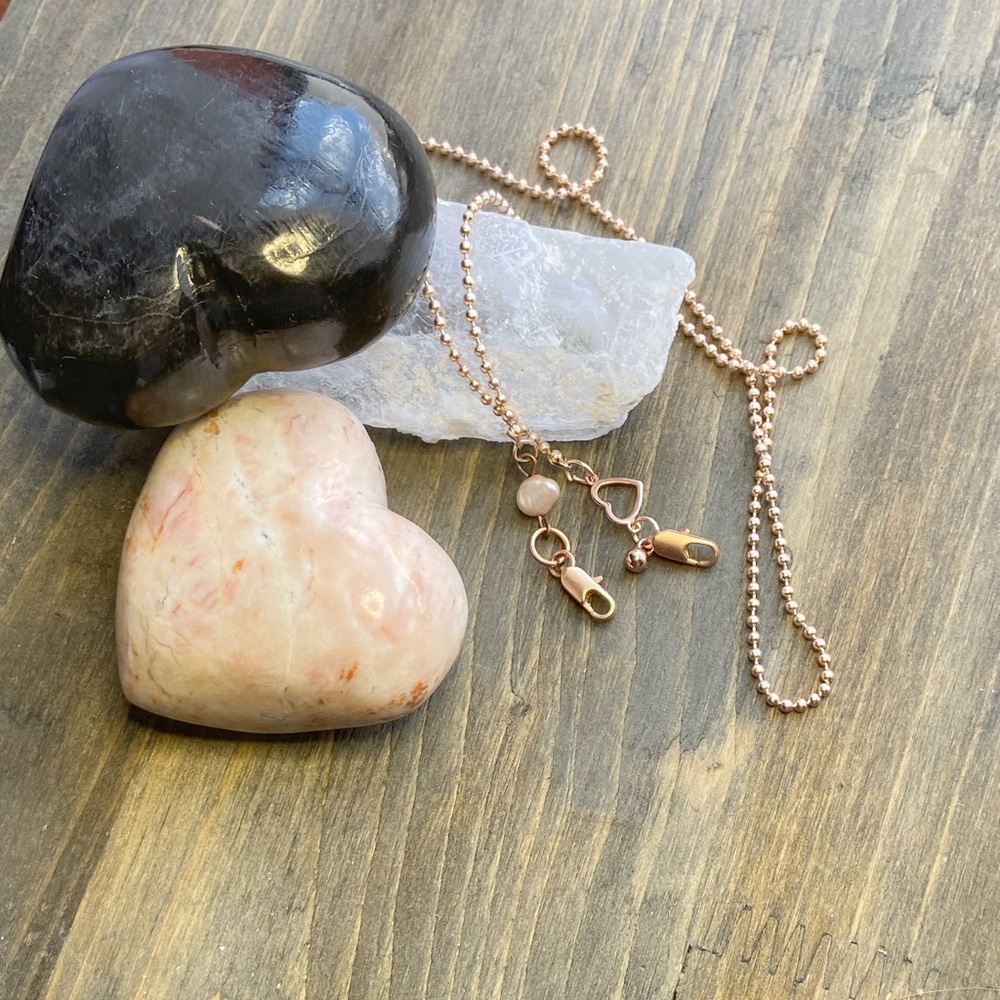 ROSE GOLD DAINTY BLACK FACE MASK CHAIN HOLDER SET - Picture 4 of 6